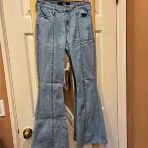Hollister High-Rise Soft Stretch Flare Jeans Light Wash W25 L31